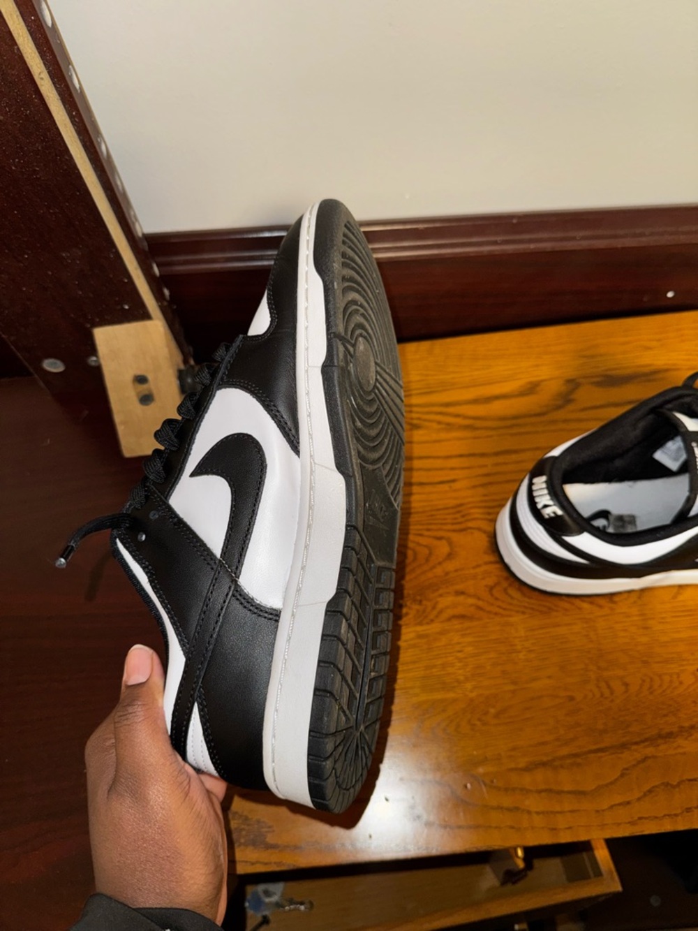 Nike Black & White Low-Top Sneakers - Two-Tone Court Style